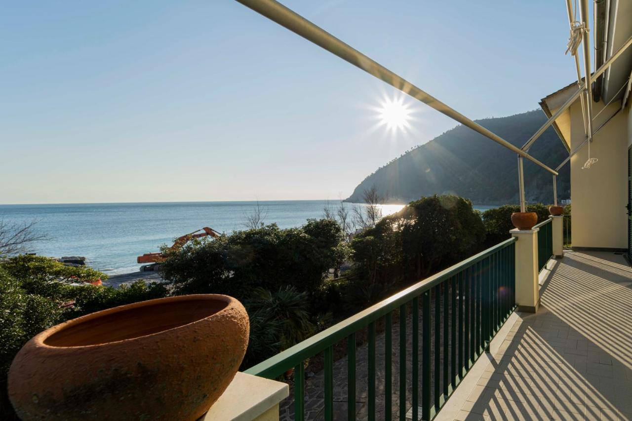 111 - Casa La Secca Vista Mare, 100Metri Dalla Spiaggia E Mare 莫内利亚 外观 照片